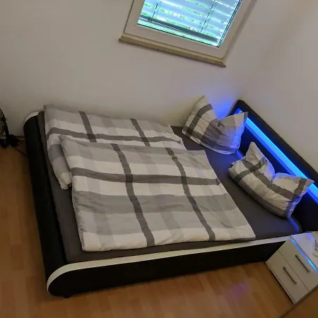Ferienwohnung * Troisdorf